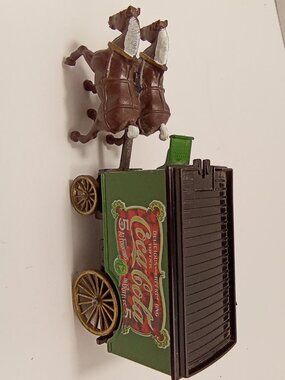 Lledo Days Gone Vintage Coca-Cola Horse Drawn Delivery Wagon